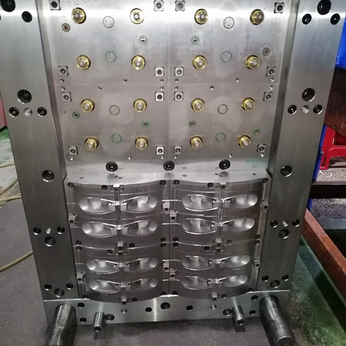 trigger sprayer lower shell moulds trigger sprayer lower hull molds housing molds 04.jpg